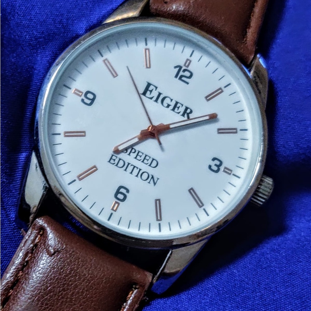 Eiger Classic 41mm Quartz Men's Formal Watch NWOT